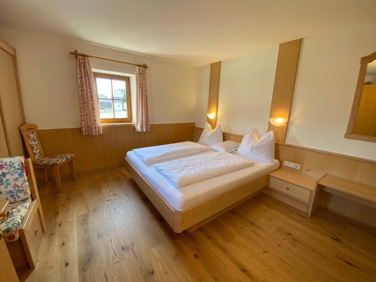 Lindnerhof Urlaub Am Bauernhof Hotell San Lorenzo di Sebato Eksteriør bilde