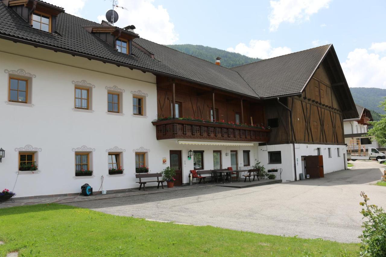 Lindnerhof Urlaub Am Bauernhof Hotell San Lorenzo di Sebato Eksteriør bilde