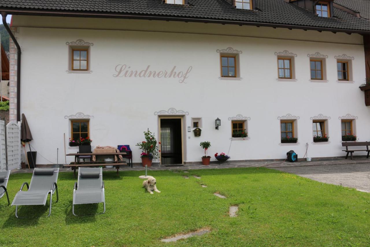 Lindnerhof Urlaub Am Bauernhof Hotell San Lorenzo di Sebato Eksteriør bilde